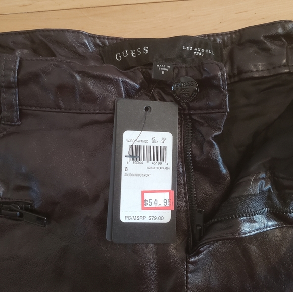 NWT Guess Black Pleather Shorts 6 - Picture 4 of 4